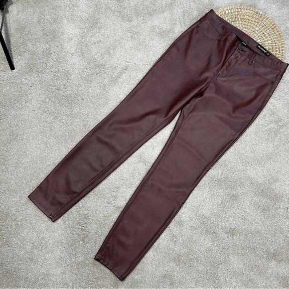 SOLD | Blank NYC Vegan Soft Leather Pants Mid-Rise Skinny Fit in Oxblood Size 30 - Picture 3 of 15